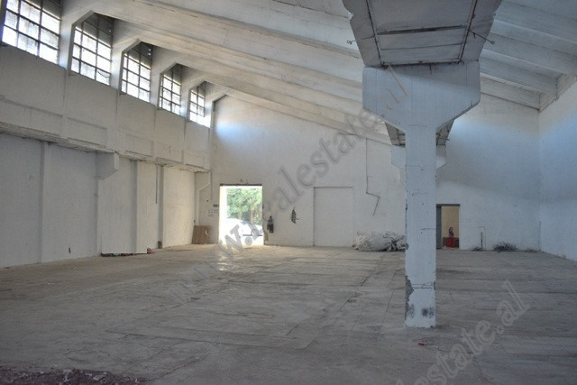 Warehouse for rent near Llazi Miho Street in Tirana.
The total area of the warehouse is 880 m2 and 